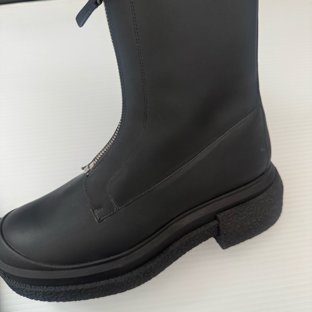 Stuart Weitzman Charli Zip Sport Leather Ankle Boots Black Size 8.5 - Picture 8 of 16